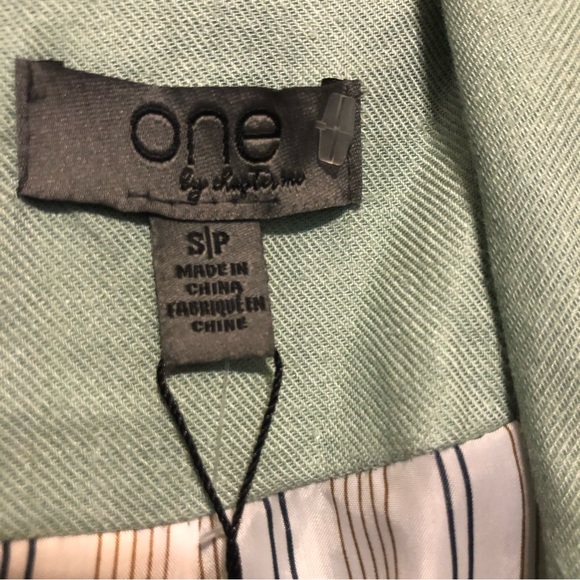 One by Chapter One Linen Open Front Blazer with Striped Lining - Picture 4 of 15